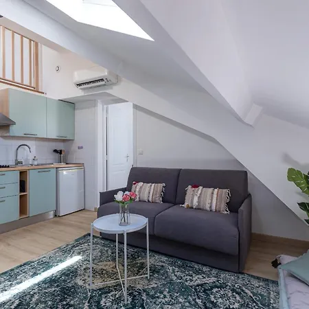 7 Deloye - 2 Pieces Renove - Dernier Etage - Clim ניס